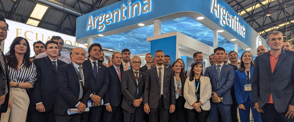 “MAR ARGENTINO, salvaje y austral” acompañó a las empresas del sector pesquero nacional en la Seafood Expo Asia de Singapur y en la tradicional feria CONXEMAR.